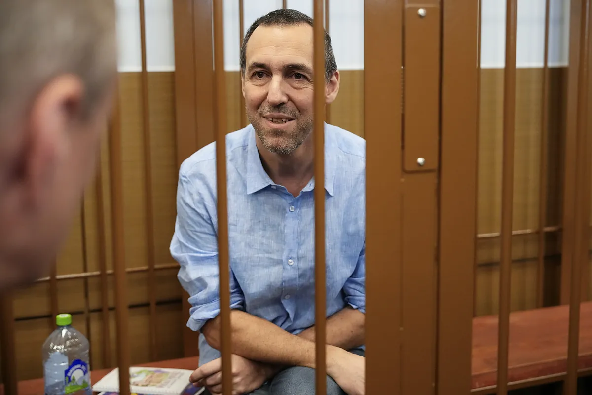 chercheur - La Russie envoie un chercheur français condamné à trois ans de prison dans une colonie pénale