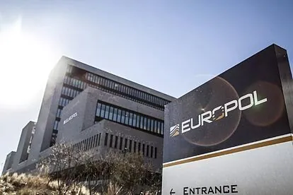 opération - Élimination de plus de 8 000 contenus terroristes hébergés sur Pinterest lors d'une opération coordonnée par Europol