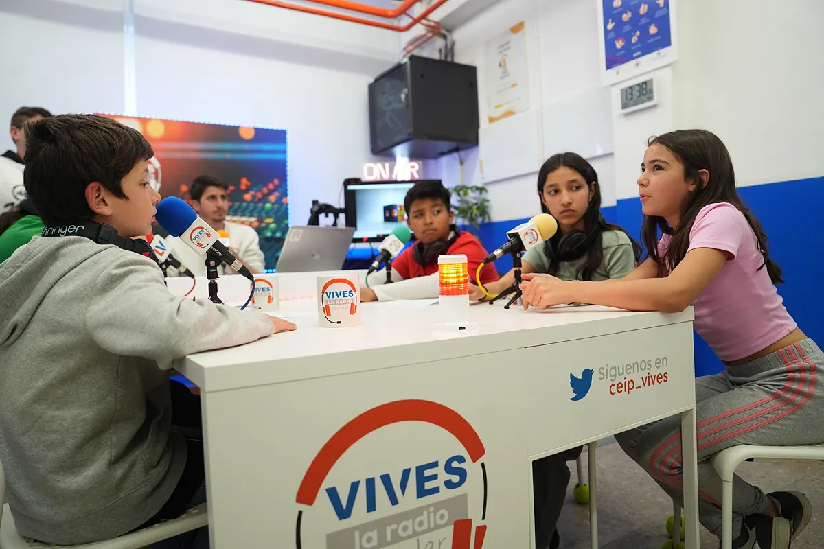 ressource - Le 'boom' de la radio comme ressource pédagogique s'étend dans les écoles de toute l'Espagne : "Nous avons appris à écouter sans avoir à regarder l'écran"