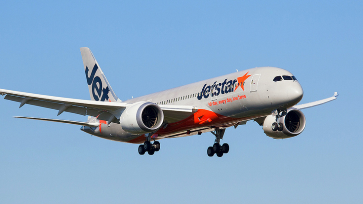 passagère - « Une dame a tenté d’ouvrir la porte » : un avion fait demi-tour en plein vol à cause d’une passagère « violente »