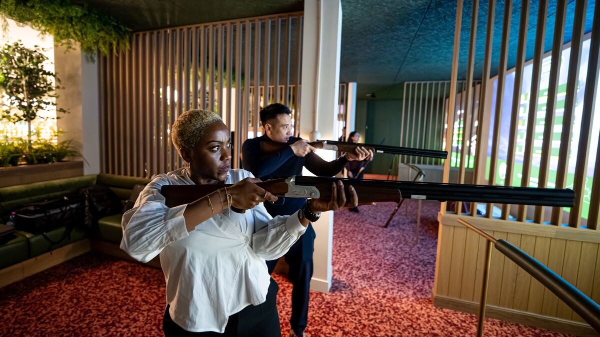 Bar - « On Ne Veut Pas Être Un Repaire De Chasseurs » : Le Bar à Tir Virtuel Pan Ouvre Ses Portes à Paris
