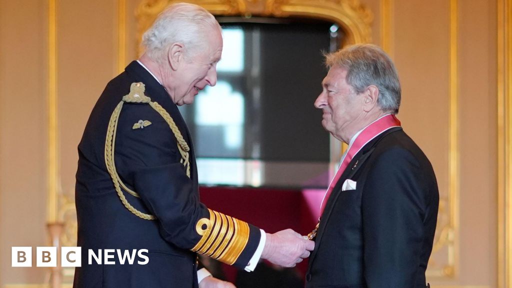 roi - Le roi Charles nomme Alan Titchmarsh CBE lors de son retour aux fonctions publiques