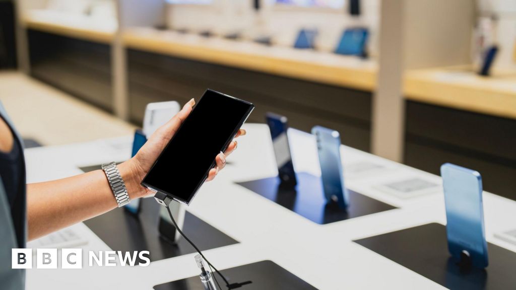 Smartphones - Trump Exempte les Smartphones et les Ordinateurs des Nouvelles Tarifs