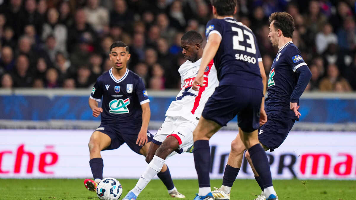 Dembélé - Dunkerque-PSG : La vidéo du tir puissant d'Ousmane Dembélé pour réduire l'écart avant la pause