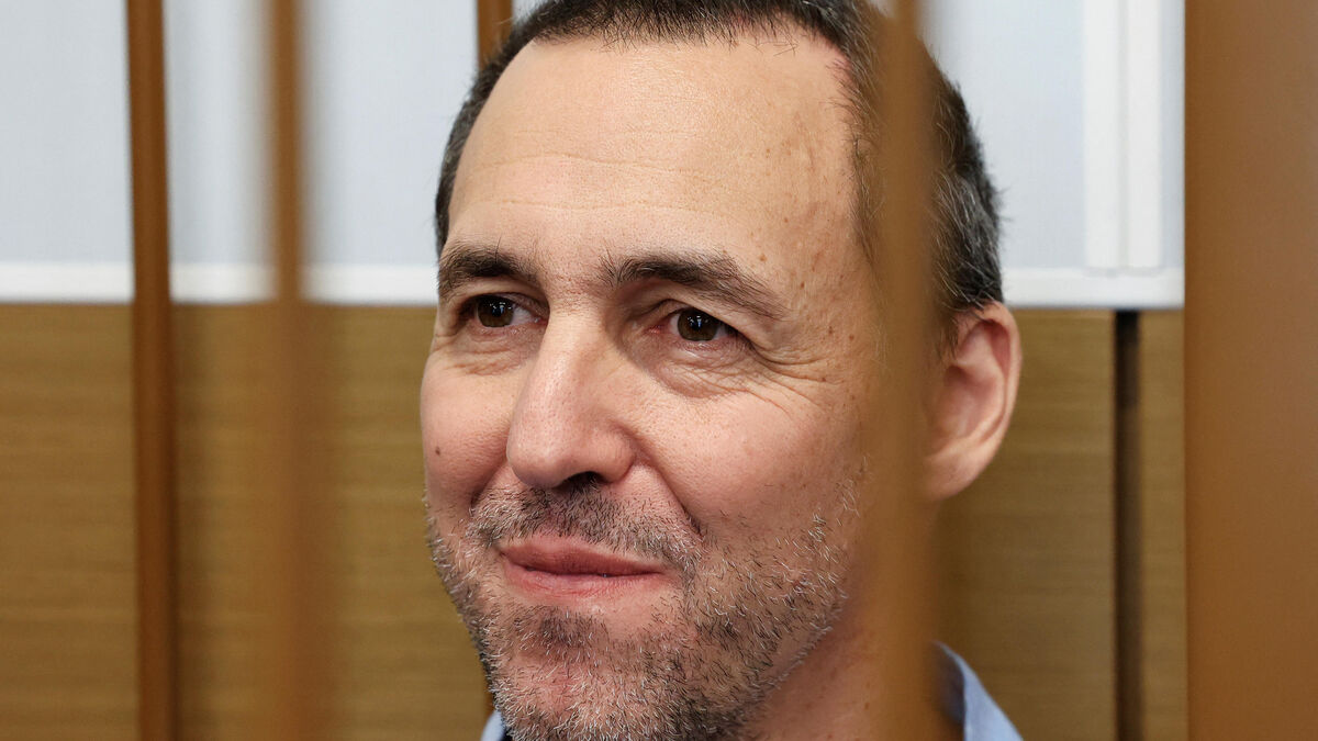 transfert - La mère de Laurent Vinatier s'inquiète du transfert du chercheur vers une colonie pénitentiaire en Russie