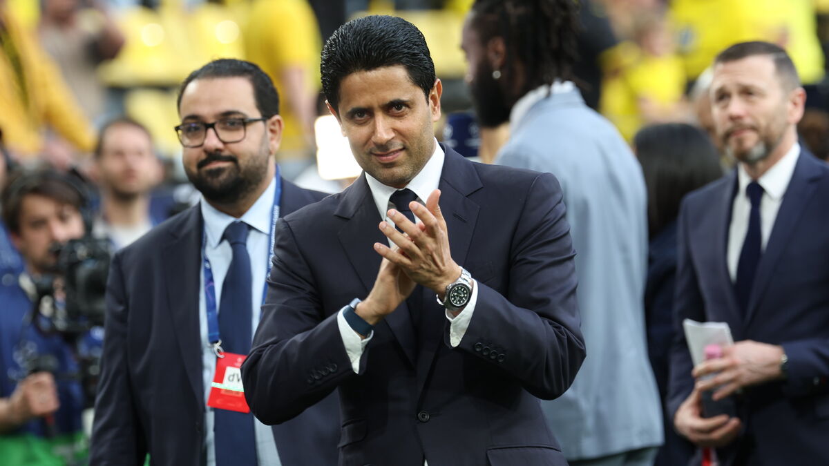 supporter - Arsenal-PSG : L’étonnante rencontre entre Nasser Al-Khelaïfi et un supporter de City dans le métro londonien