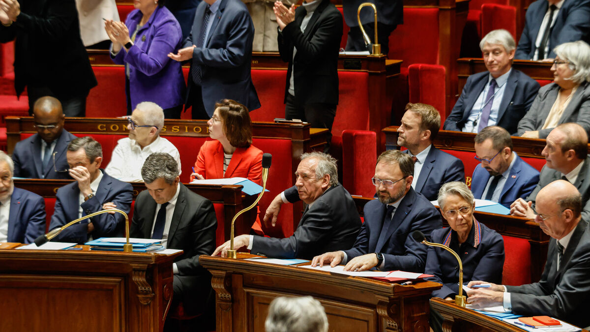 Gouvernement - Comment le Gouvernement Bayrou compte échapper à la censure de Marine Le Pen ?