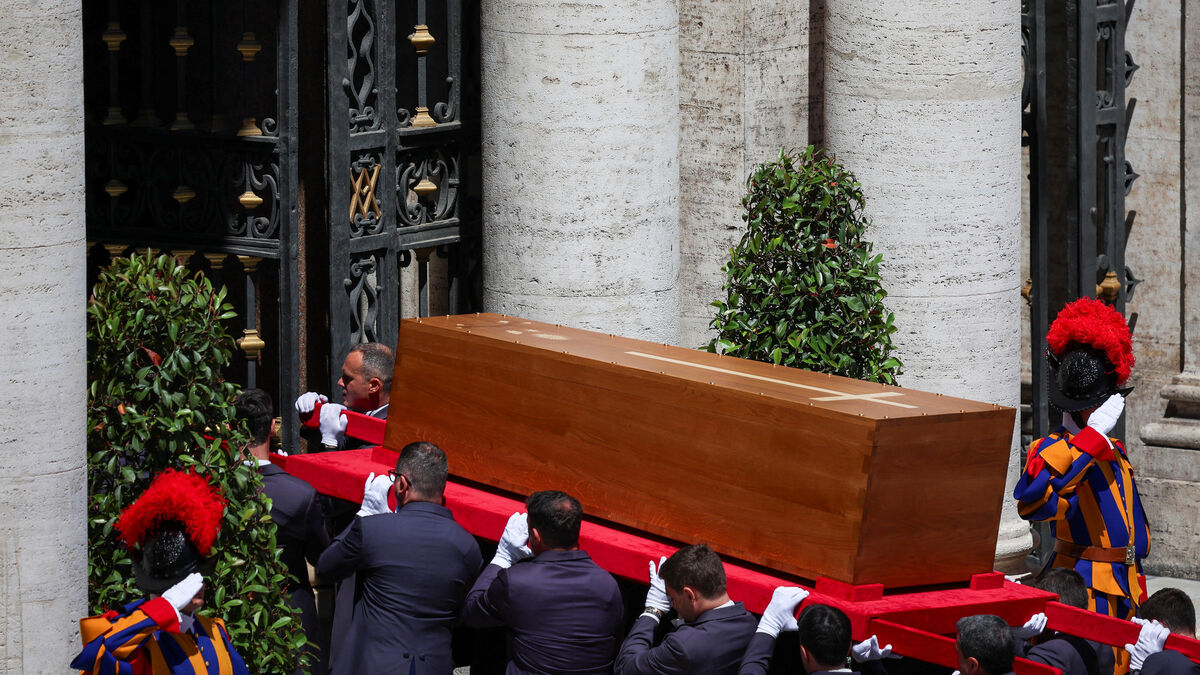 Pape - Funérailles du Pape : Le cercueil de François est arrivé à la basilique Sainte-Marie-Majeure pour son inhumation