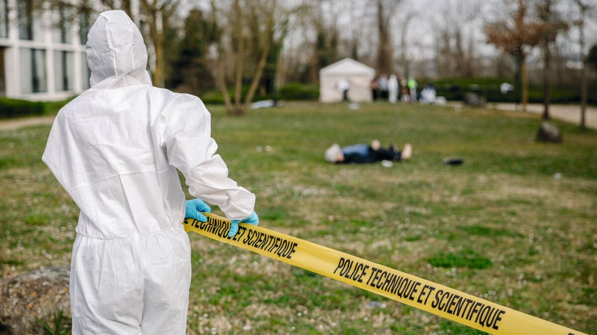 experts - Balistique, Traces Génétiques… Comment L’école Des « experts » Forme-T-Elle Les Scientifiques Spécialisés Dans Les Crimes ?