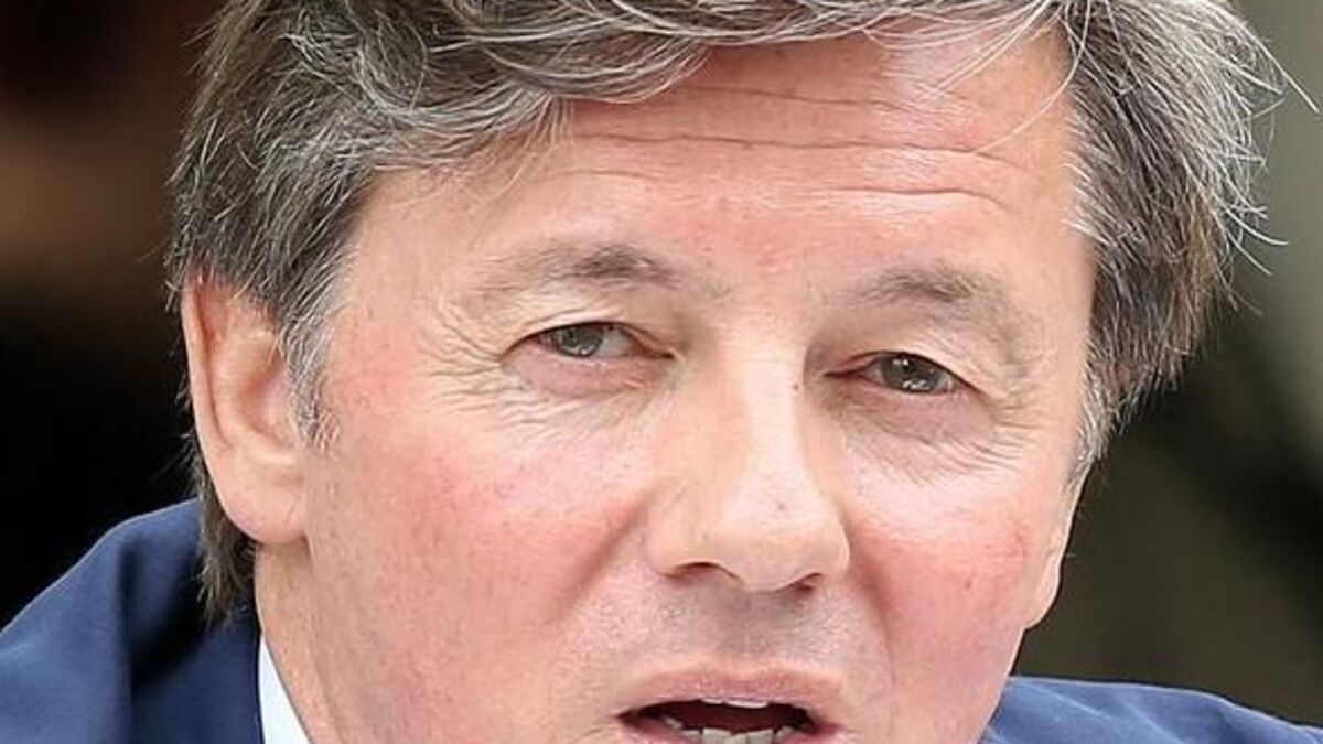 porc - Éric Brion, le premier homme ciblé par #balancetonporc, décoré de l'Ordre national du Mérite