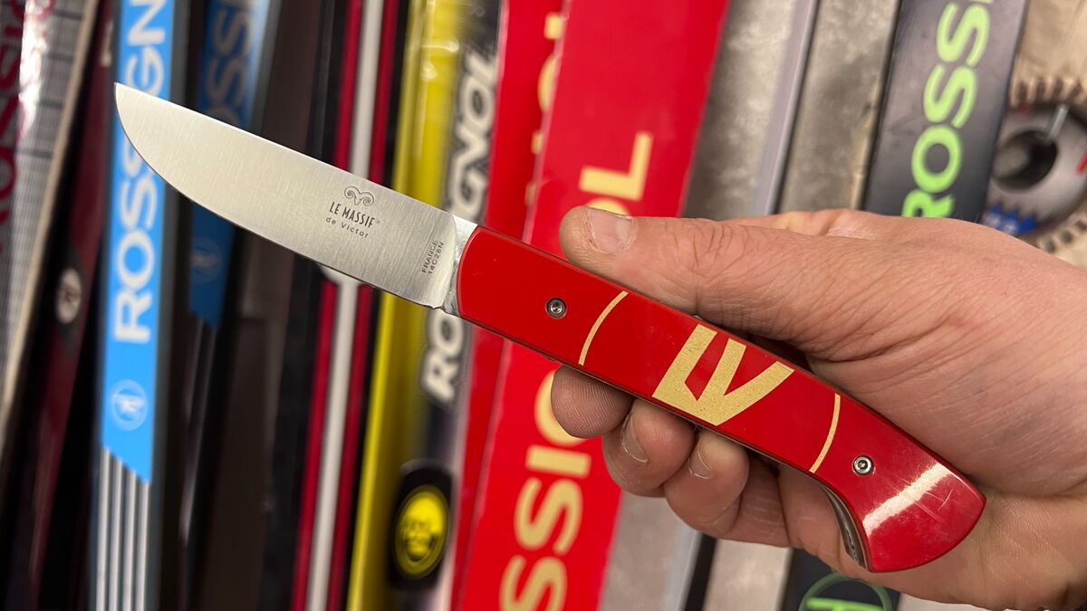 Couteau - « Ils Seraient Partis à la Déchetterie » : Dans le Puy-de-Dôme, des Vieux Skis Transformés en Manches de Couteau