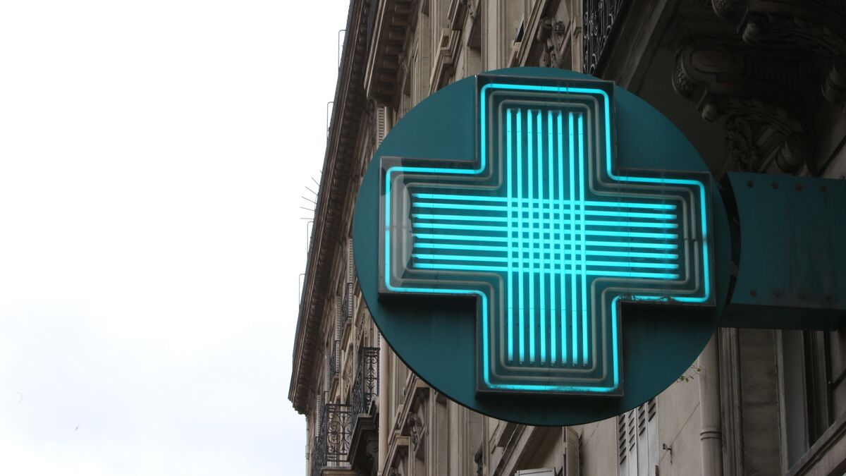 sérum - « Il s’étouffait » : Elle administre du sérum physiologique à son bébé, le produit contenant de l’alcool retiré des pharmacies