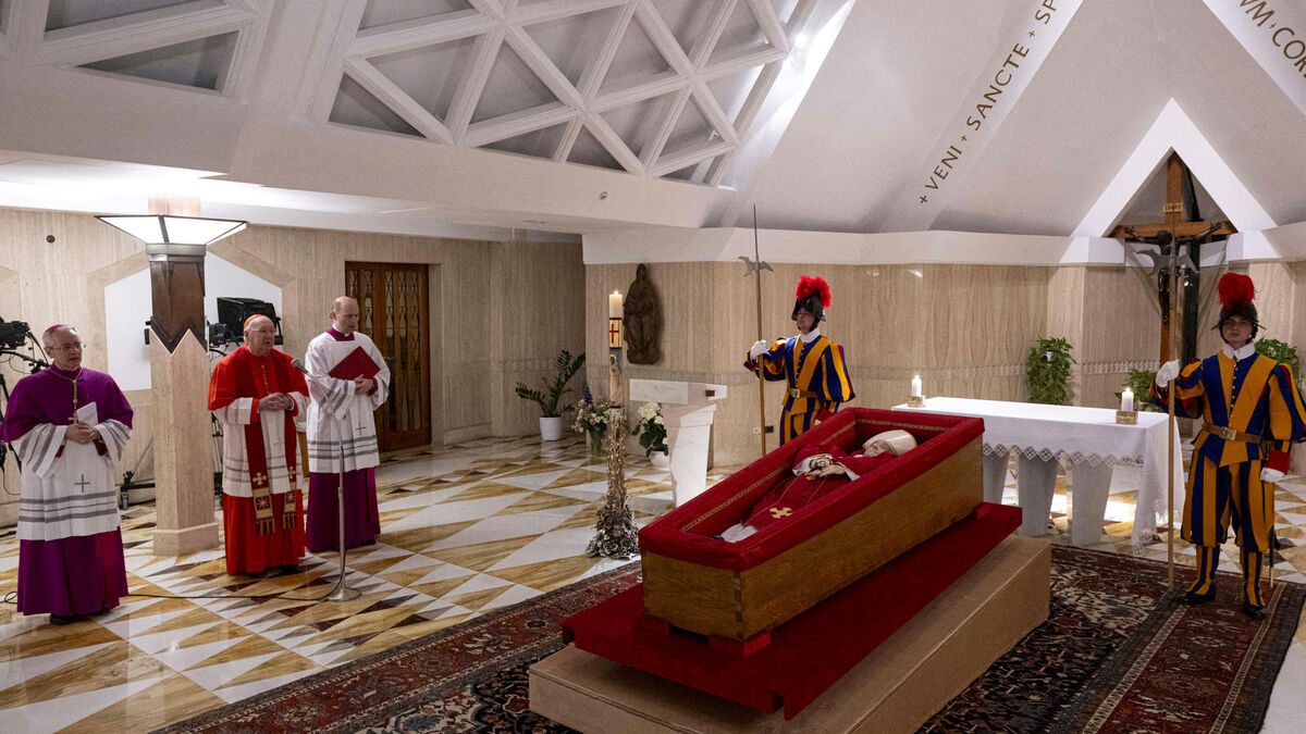 Pape - Mort du Pape : Le Vatican dévoile les premières images de François dans son cercueil