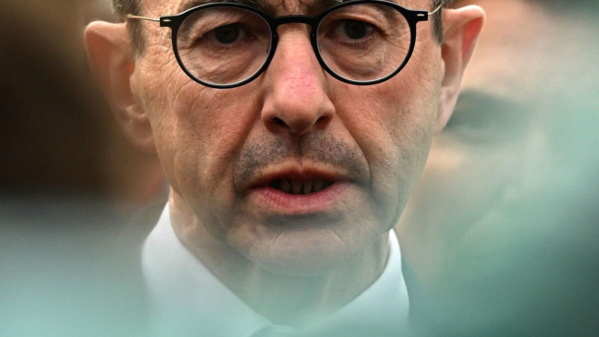 présidence - Entre Beauvau et la campagne à la présidence de LR : l'inconfortable double casquette de Bruno Retailleau