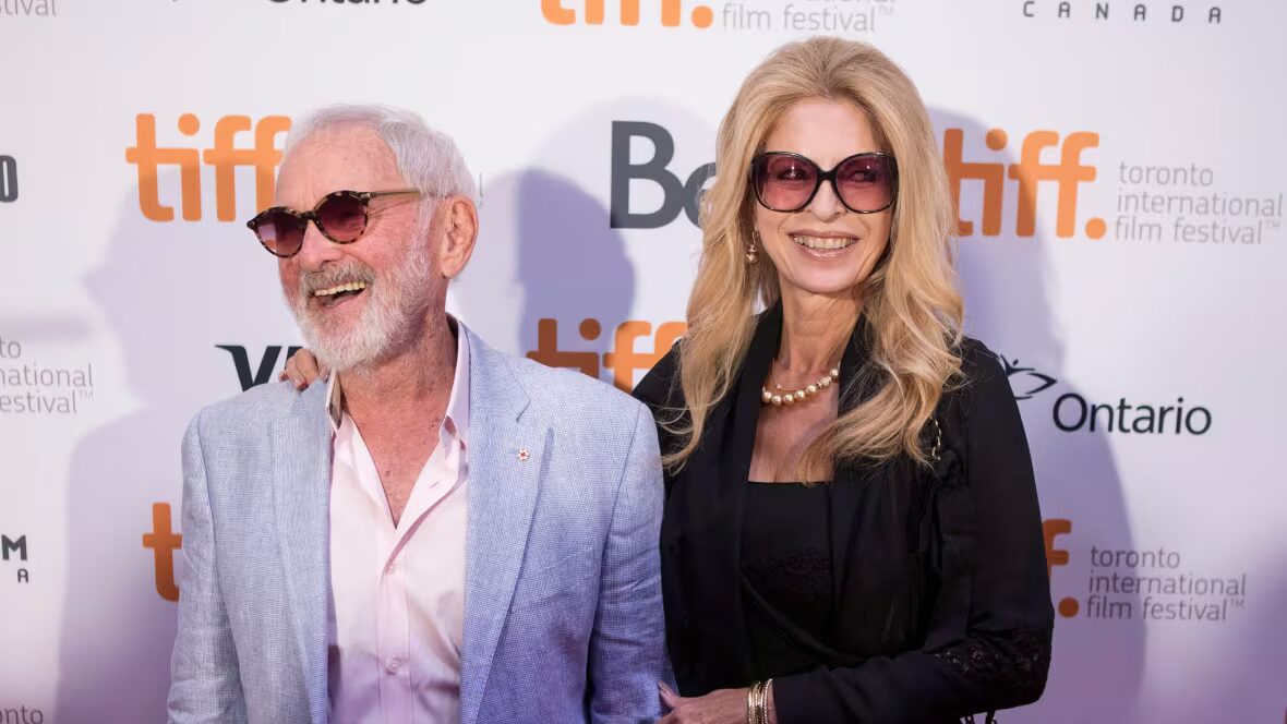 testament - Norman Jewison, une icône canadienne, accusé par ses fils d'avoir été manipulé par sa femme pour rompre les contacts et modifier son testament.