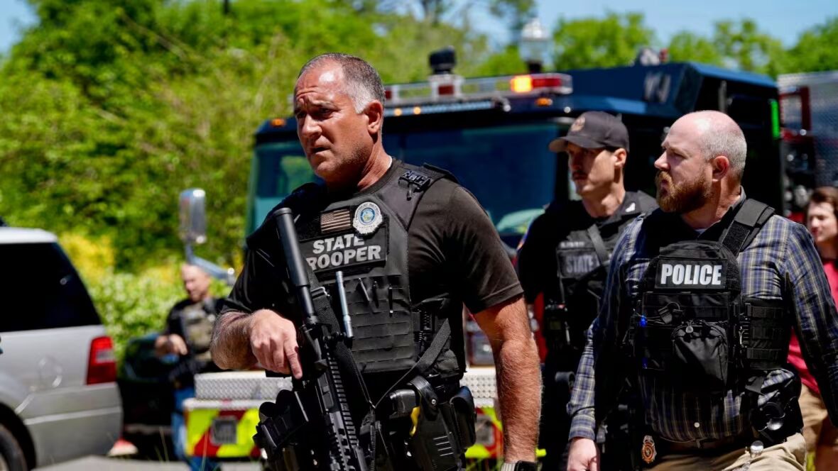 fusillade - 2 morts, au moins 5 blessés dans une fusillade de masse à l'Université d'État de Floride
