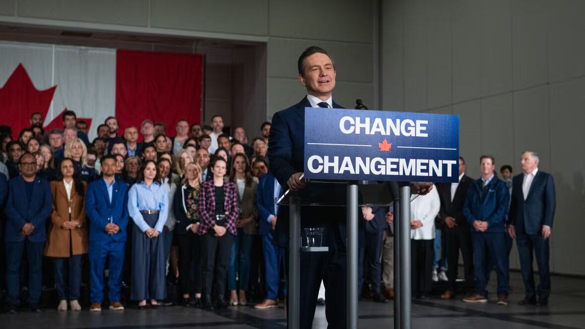 promesse - Les conservateurs mettent à jour leur plateforme pour inclure la promesse 'anti-woke' omise