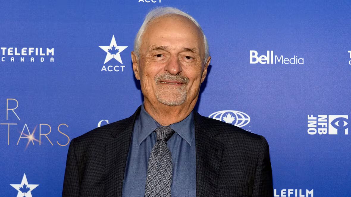 réalisateur - Le réalisateur canadien Ted Kotcheff, connu pour First Blood et Week-end à Bernie's, est décédé à 94 ans.