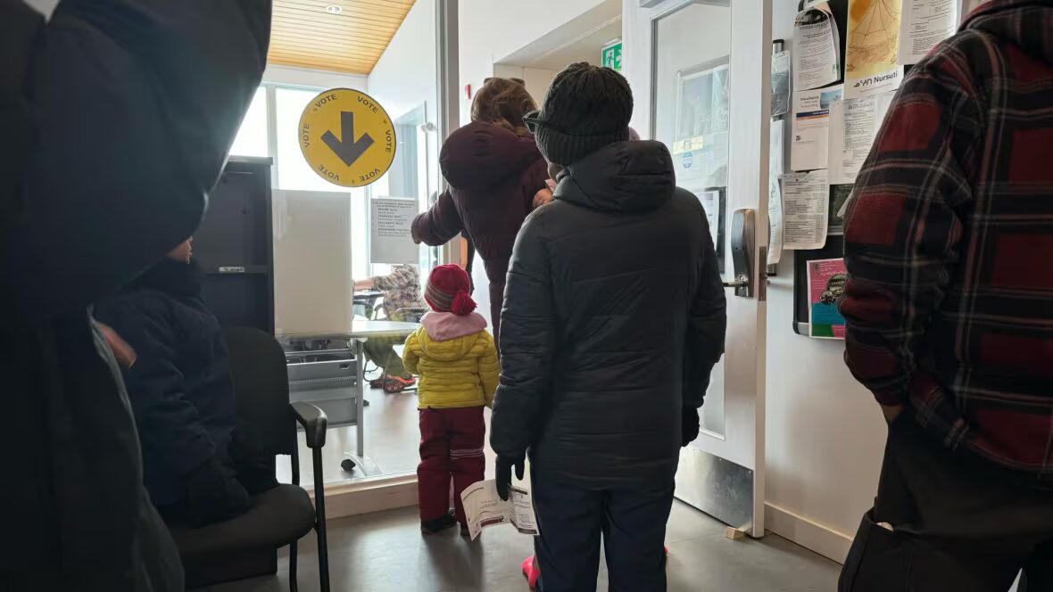 vote - « J'ai perdu mon droit légal de vote : des bureaux fermés tôt ou pas ouverts du tout dans certains villages du Nunavik »