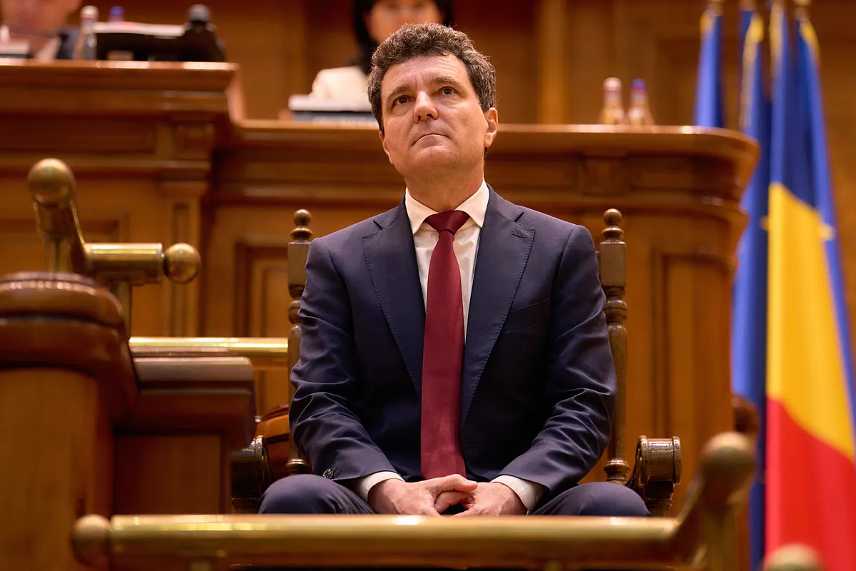 présidence - Nicusor Dan prend la présidence de la Roumanie