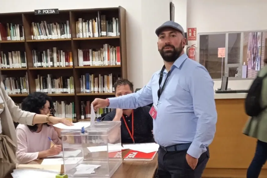 Upl - Un porte-parole d'Upl démissionne après avoir demandé des "balles" pour le maire de La Bañeza