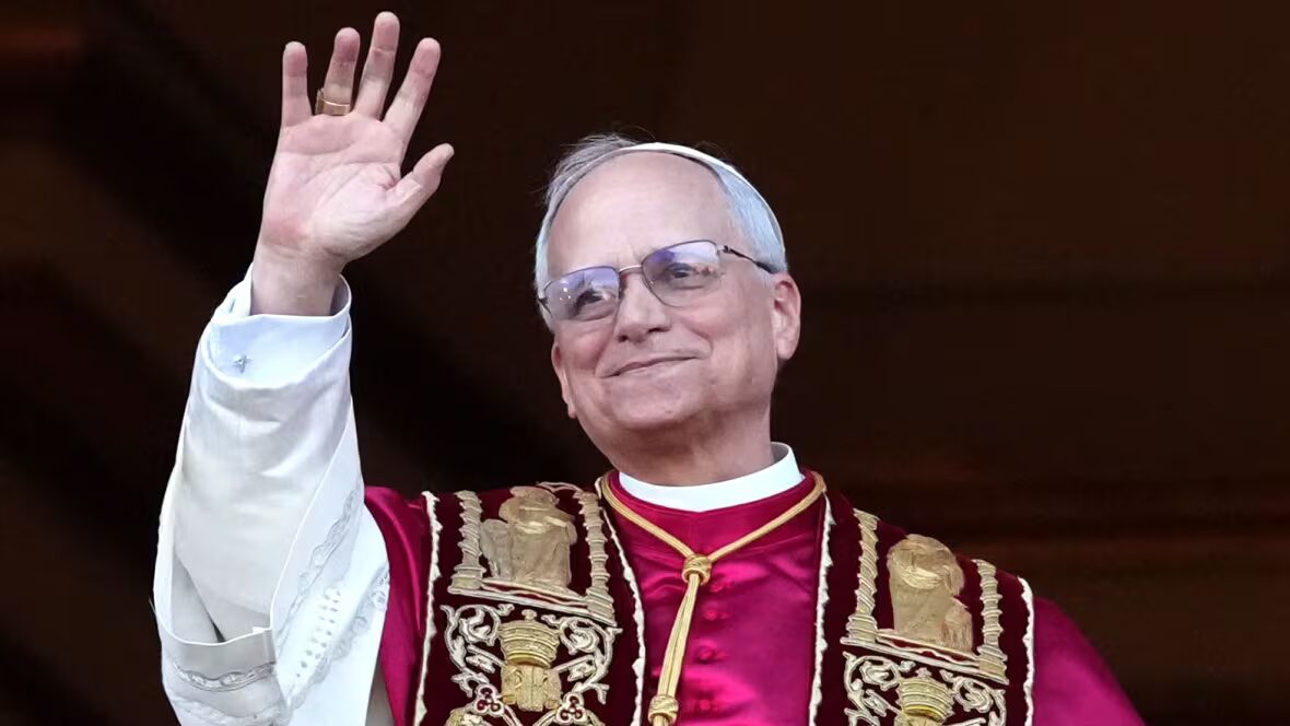 Pape - Le Pape Léon XIV apporte de l'espoir aux fans de sport de Chicago et aux Knicks grâce à leurs liens avec Villanova
