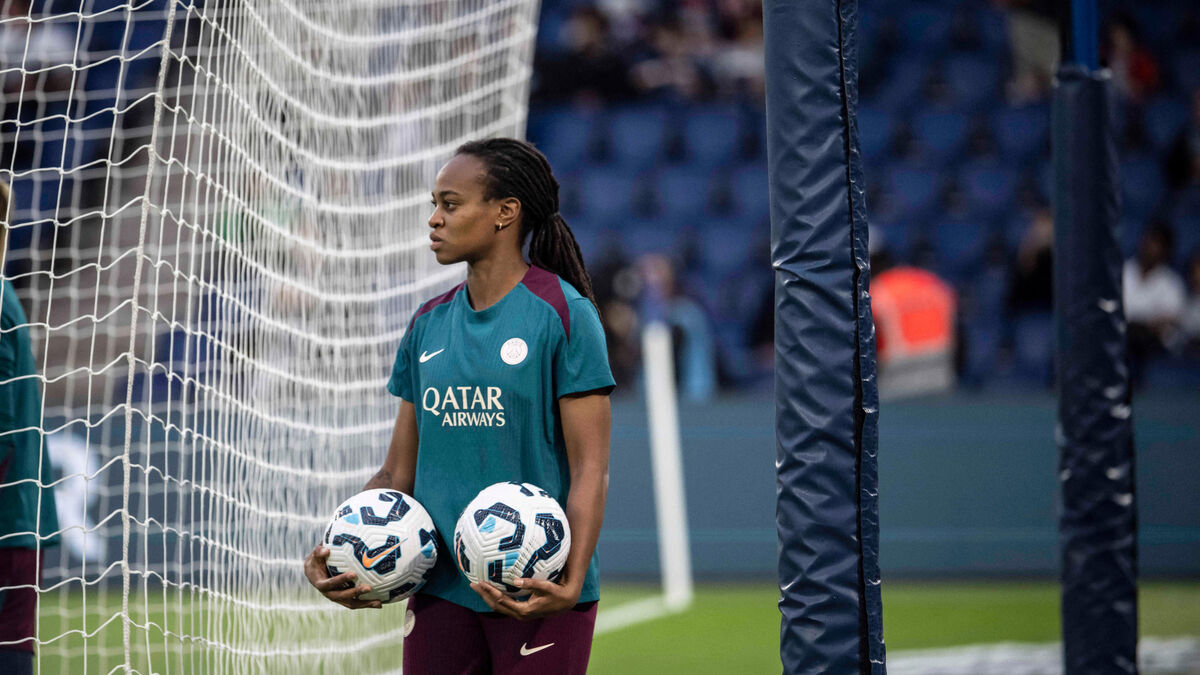 Katoto - Ol-psg Féminin : Pourquoi Katoto, Meilleure Buteuse de l'Histoire de Paris, S'en Va Dans l'Indifférence ?