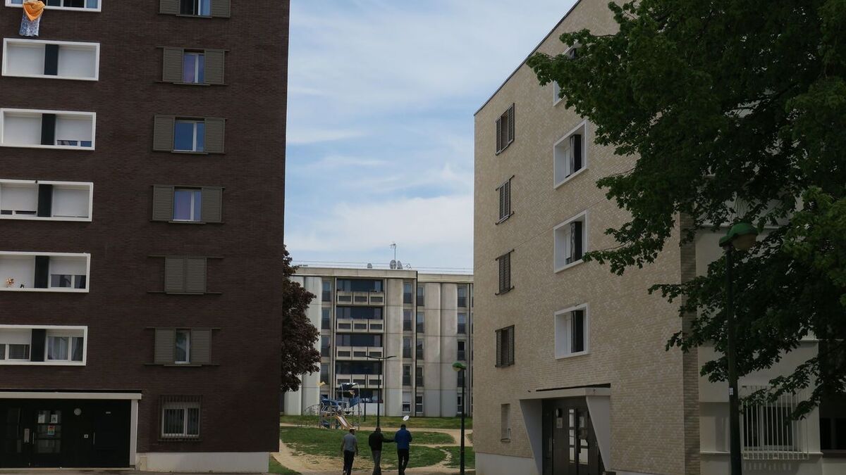 Plaisir - Plaisir : Trois blessés graves lors d'une violente agression