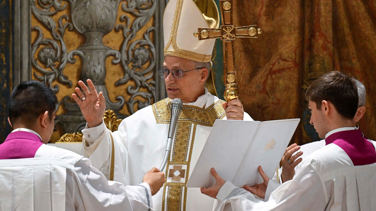 Pape - Le Pape Léon XIV Récite Sa Première Prière Dominicale Ce Dimanche Au Balcon De La Basilique Saint-Pierre