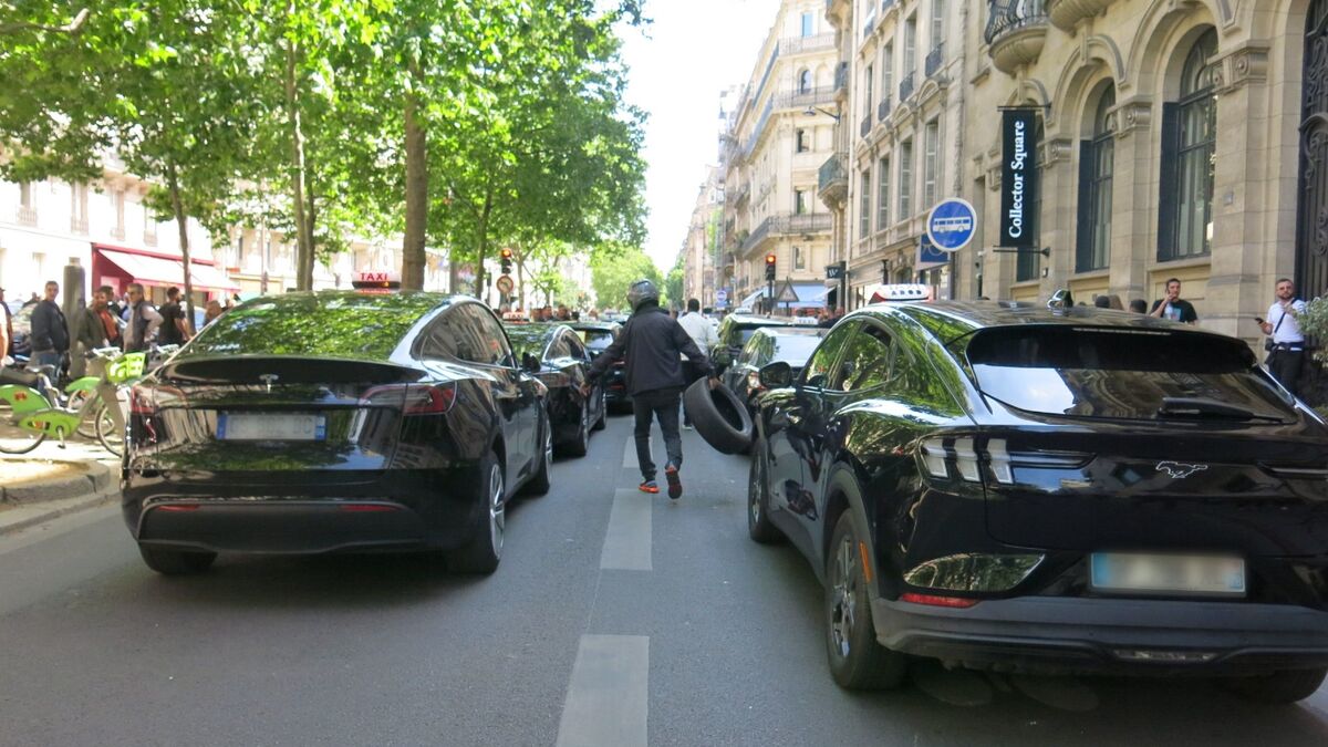 Taxis - « Notre Grève Est Reconductible » : Les Taxis N’excluent Pas De Continuer Les Blocages