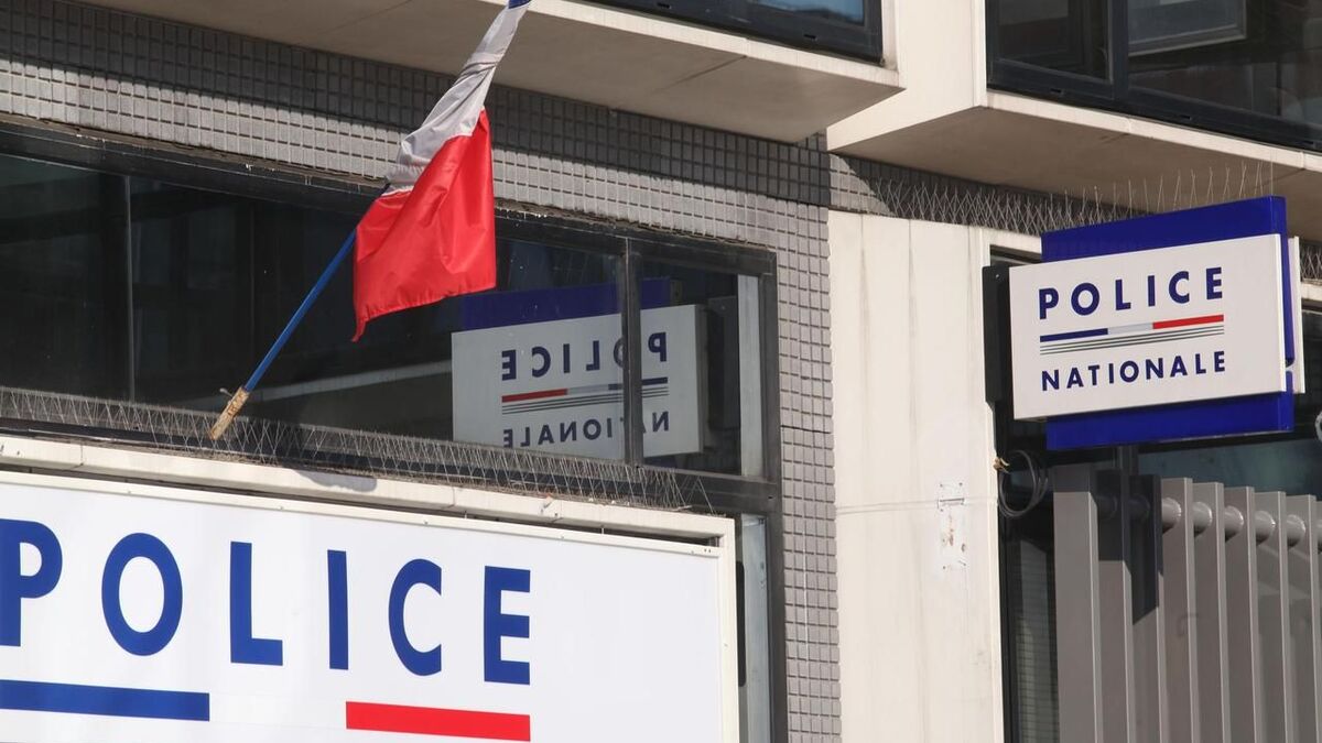 Femme - Stains : Une femme retrouvée morte dans un appartement, son ex-compagnon arrêté