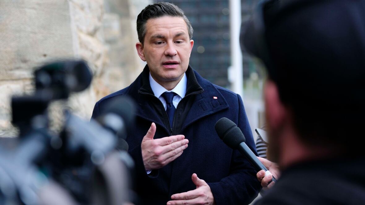 Poilievre - Pourquoi le leader conservateur Pierre Poilievre a-t-il quitté son bureau, mais pas Stornoway ?