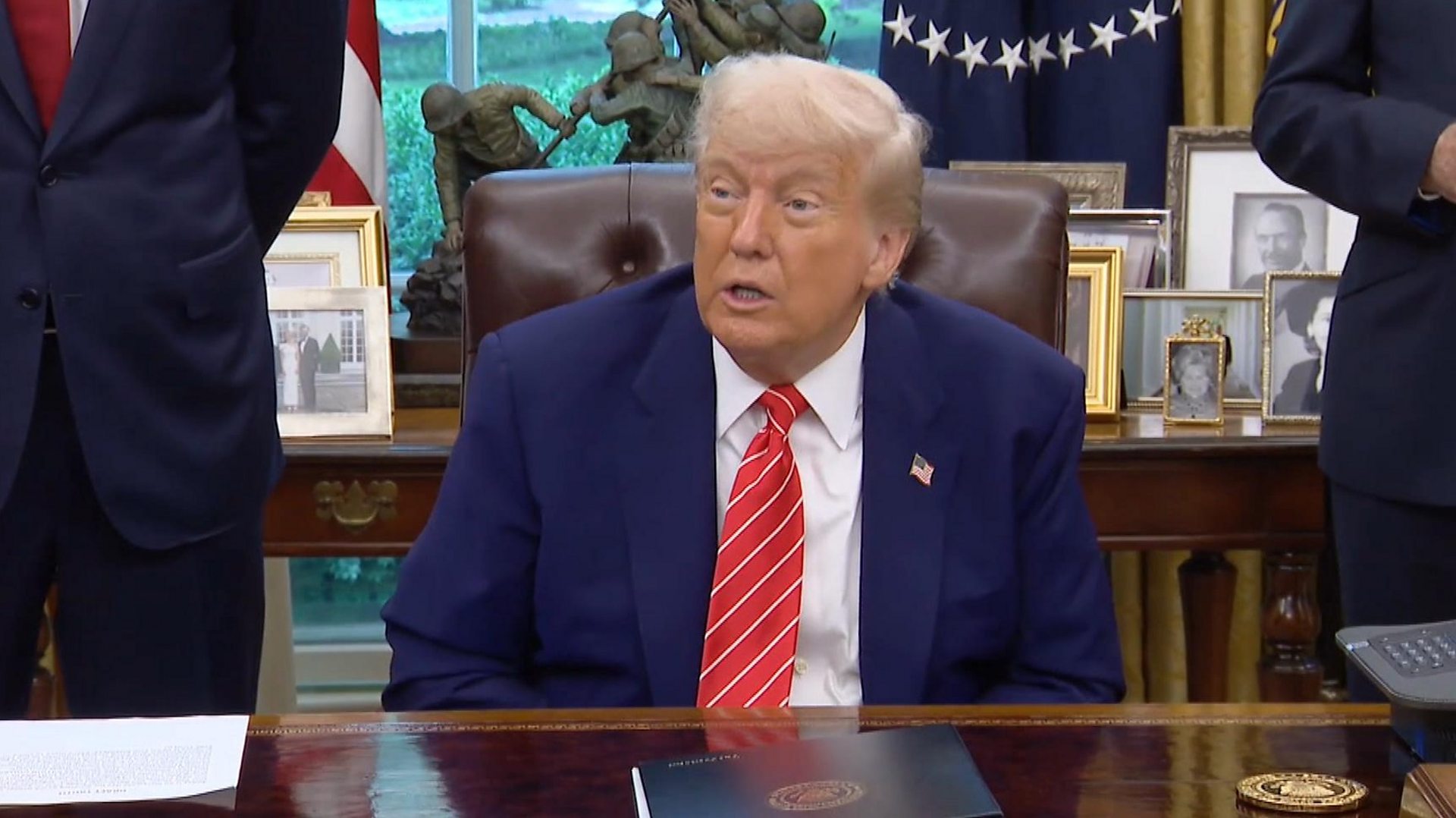 Trump - Le correspondant de la BBC interroge Trump sur les exportations de viande bovine américaines