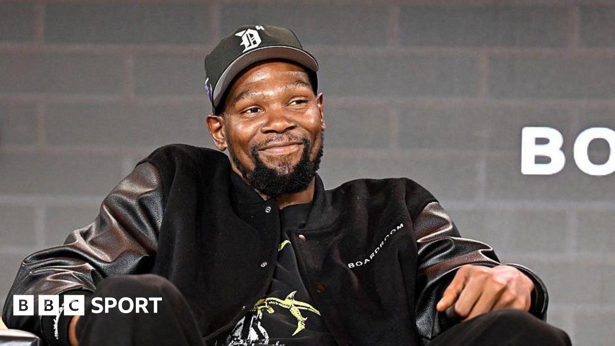 Durant - La star de la NBA, Durant, rejoint les Rockets dans un échange spectaculaire