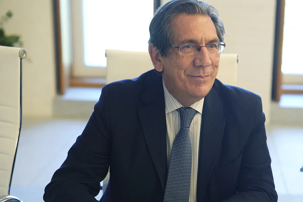 Pumpido - Un magistrat du TC demande à Pumpido de freiner le "rythme vertigineux" de l'amnistie par déférence envers la justice européenne