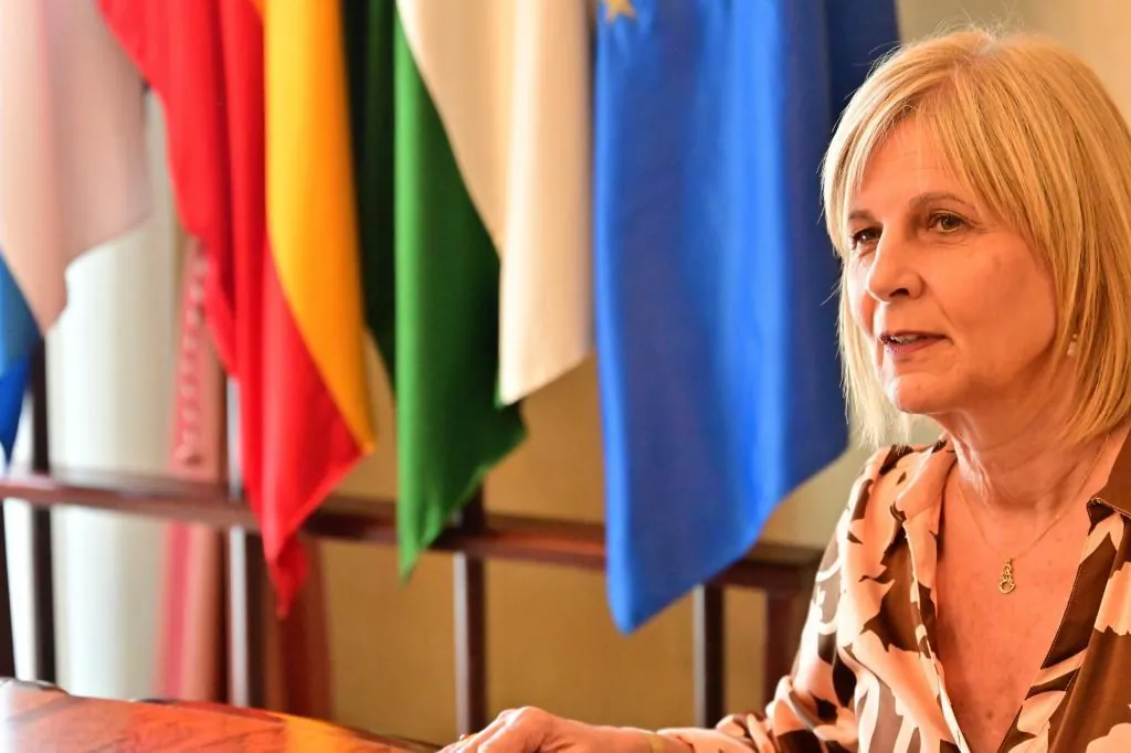 Maires - Pugna au Femp : Le Pp Appelle les Maires à Protester Contre l'"Asphyxie Financière" Tandis que le Psoe l'Accuse de Faire un "Usage Partisan" de l'Institution