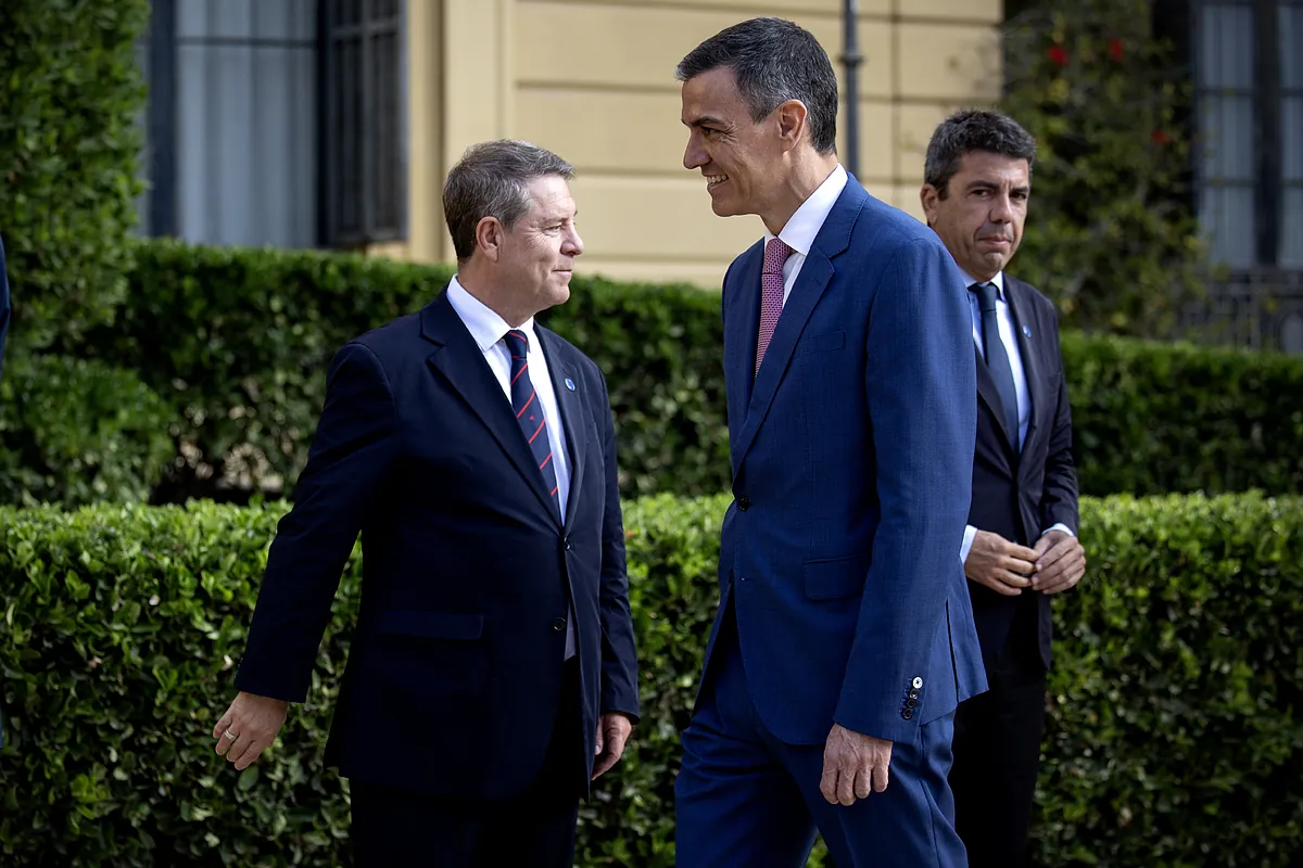 bunker - Page avertit que Sánchez s'est enfermé dans "un bunker" qui "est une tombe" : "le rôle de victime ne fonctionne plus"