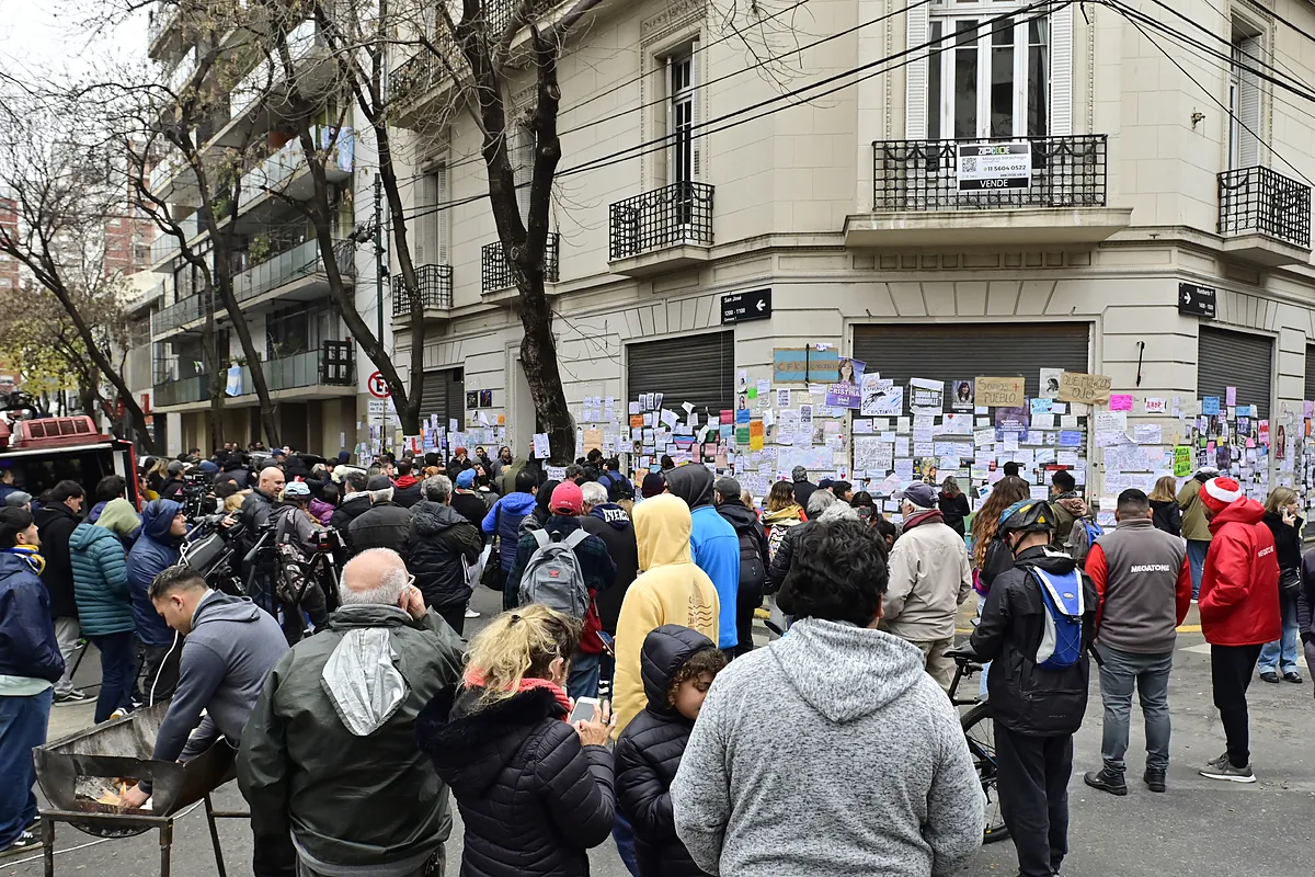 Tobillera - El Balcón Vedado et la Tobillera Électronique : Le Humiliant Crépuscule de Cristina Kirchner