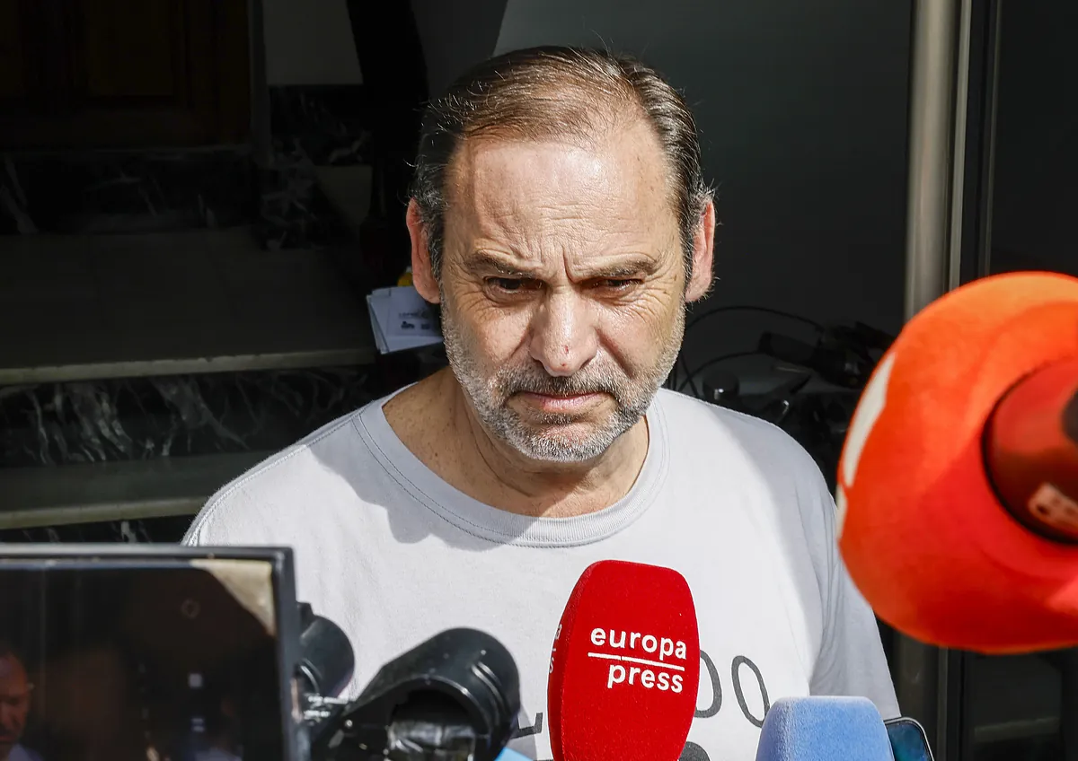 T-shirt - Ábalos en T-shirt et la Révolution des Idiots du Peuple