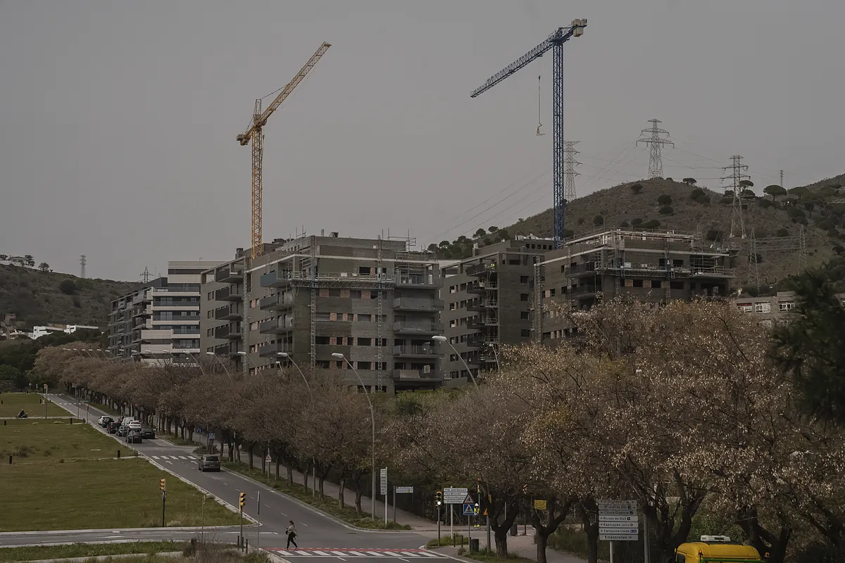 vente - La vente de logements augmente de 2,3 % et connaît son meilleur mois d'avril depuis 2008 malgré la baisse des loyers et des prix au mètre carré à des niveaux records.