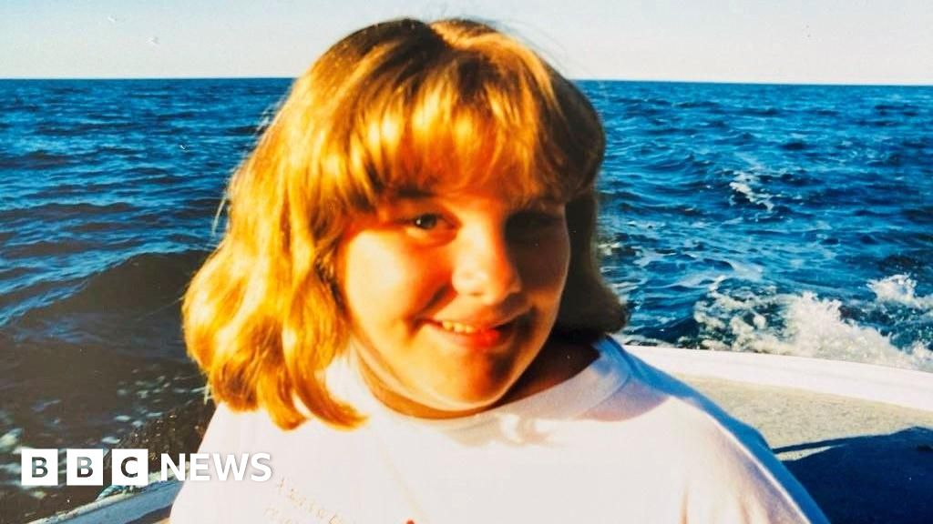 réponse - Le message dans une bouteille d'une fille reçoit une réponse 31 ans plus tard