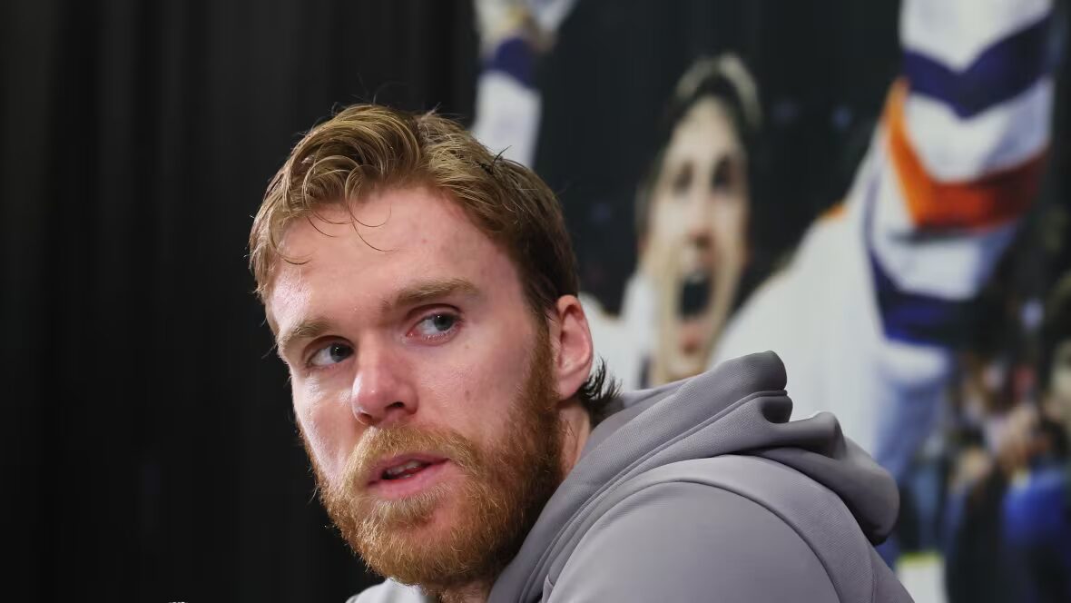 contrat - Connor McDavid ne précipitera pas l'extension de son contrat, affirmant que la victoire est la priorité pour la superstar des Oilers