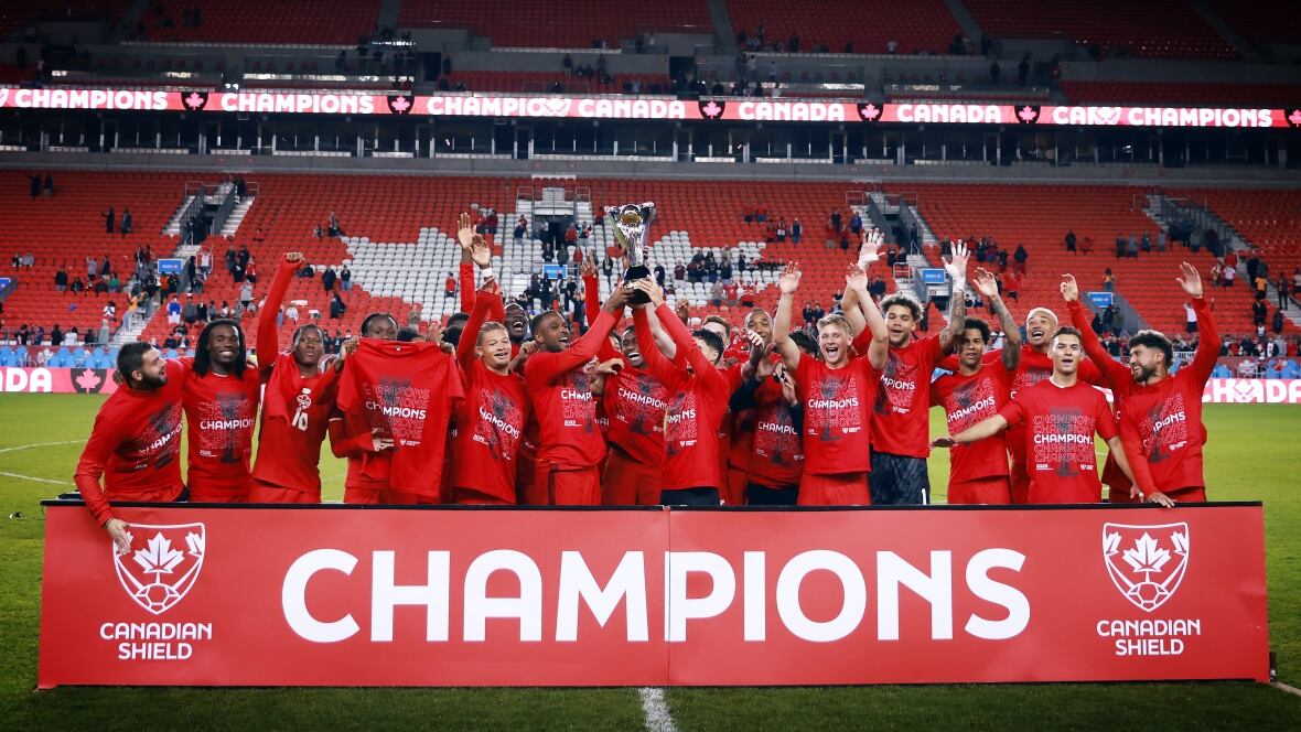 Canada - Le Canada remporte le premier tournoi du Canadian Shield malgré une défaite aux tirs au but contre la Côte d'Ivoire