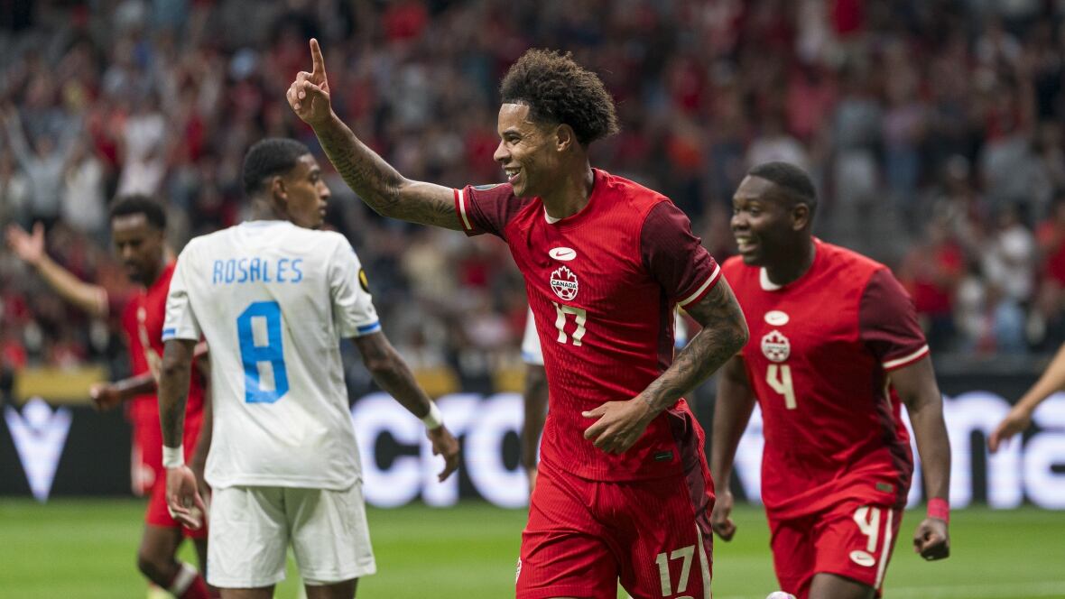 Buchanan - Le doublé de Tajon Buchanan propulse le Canada vers une victoire 6-0 en finale de la Gold Cup contre le Honduras
