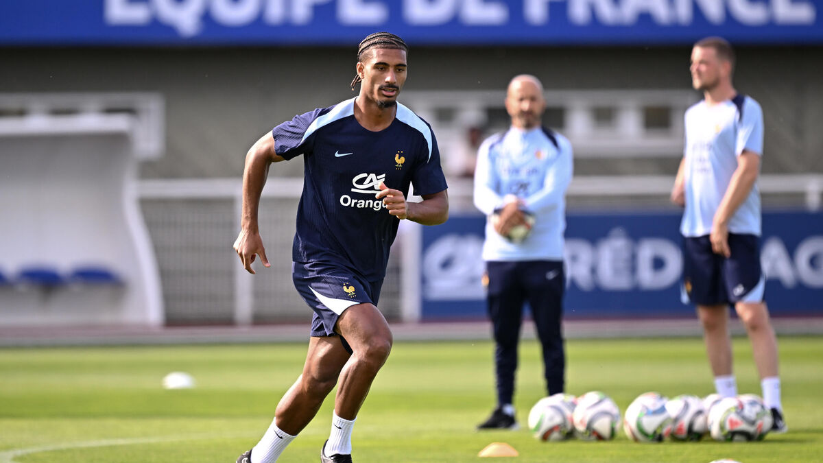 Défenseur - Allemagne-France : Loïc Badé, le Défenseur, Titulaire pour Sa Première Sélection