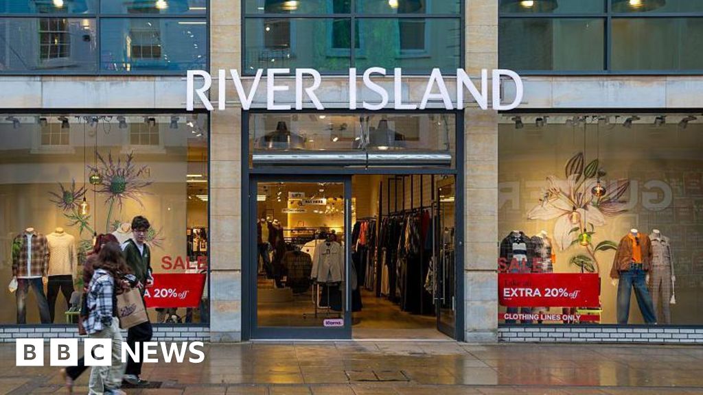 magasins - River Island va fermer 33 magasins