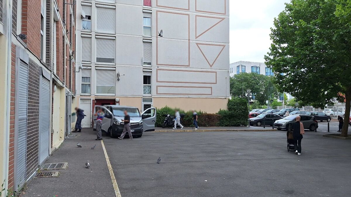 enfants - Argenteuil : Une mère et l'un de ses enfants retrouvés morts à domicile, le fils cadet toujours recherché