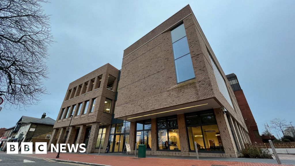 dette - La dette du Conseil de Thurrock devrait atteindre 1,1 milliard de livres