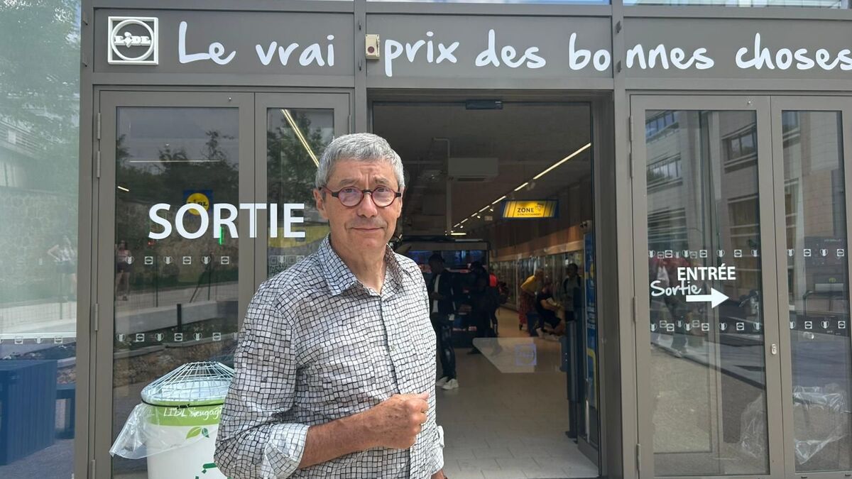 Lidl - À Versailles, pourquoi les caisses automatiques de Lidl suscitent-elles des avis partagés ?
