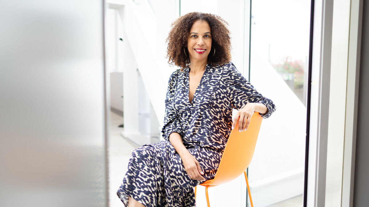 femmes - « Dans les écoles d'ingénieurs, j'imposerais des quotas de femmes » : Élizabeth Tchoungui, Directrice Exécutive d'Orange
